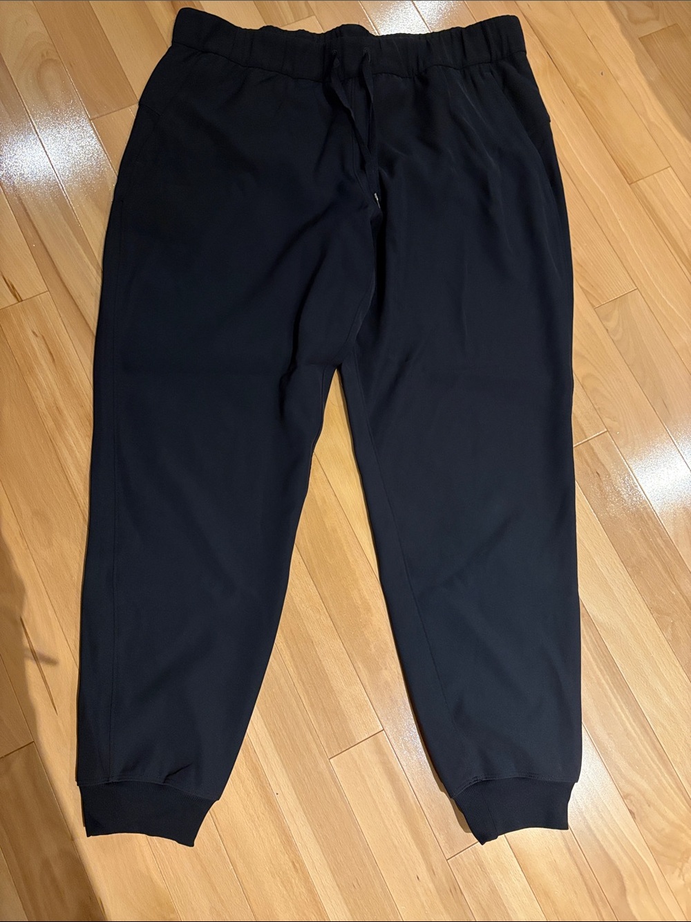 VEUC Lululemon On The Fly Jogger Black - size 12